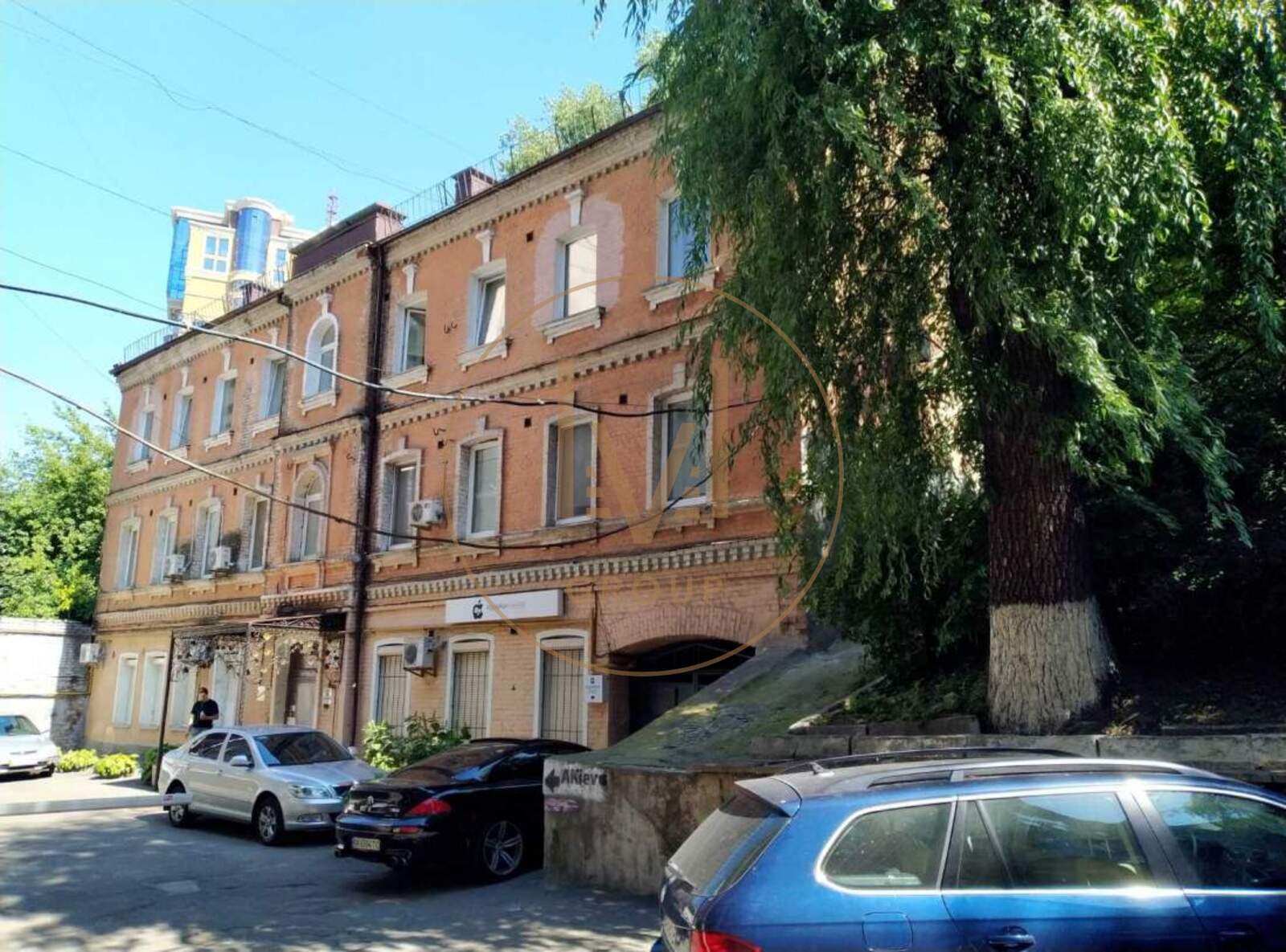 Basseina street, 21b