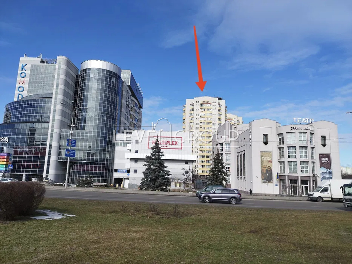 Митрополита Андрея Шептицького вул. (Анатолія Луначарського), 12