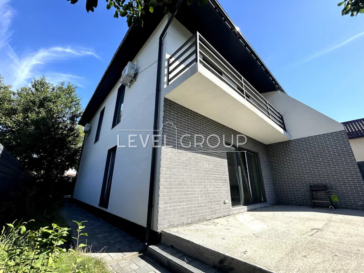 52nd Sadova Street, 14