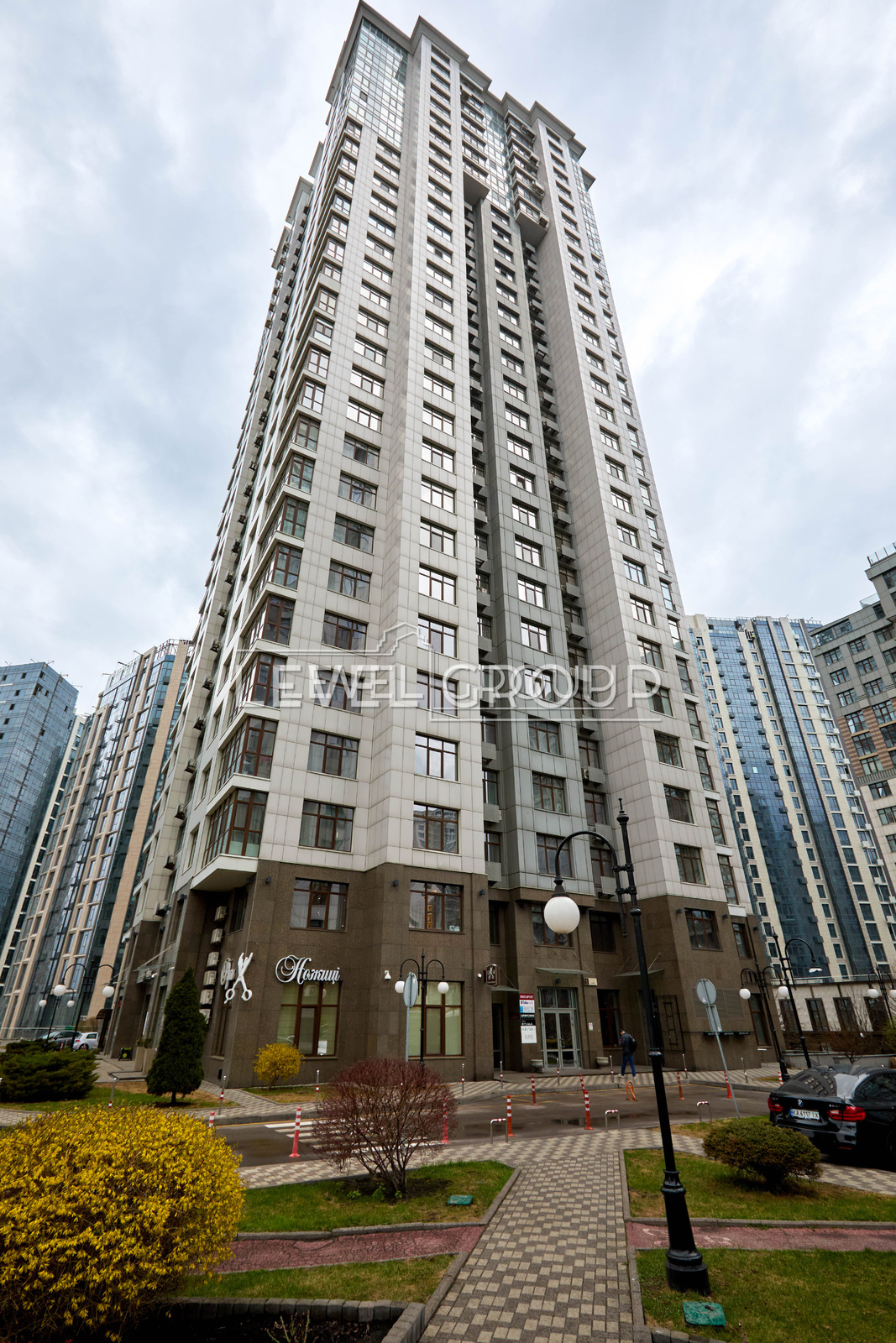 Андрія Верхогляда вул. (Михайла Драгомірова), 17