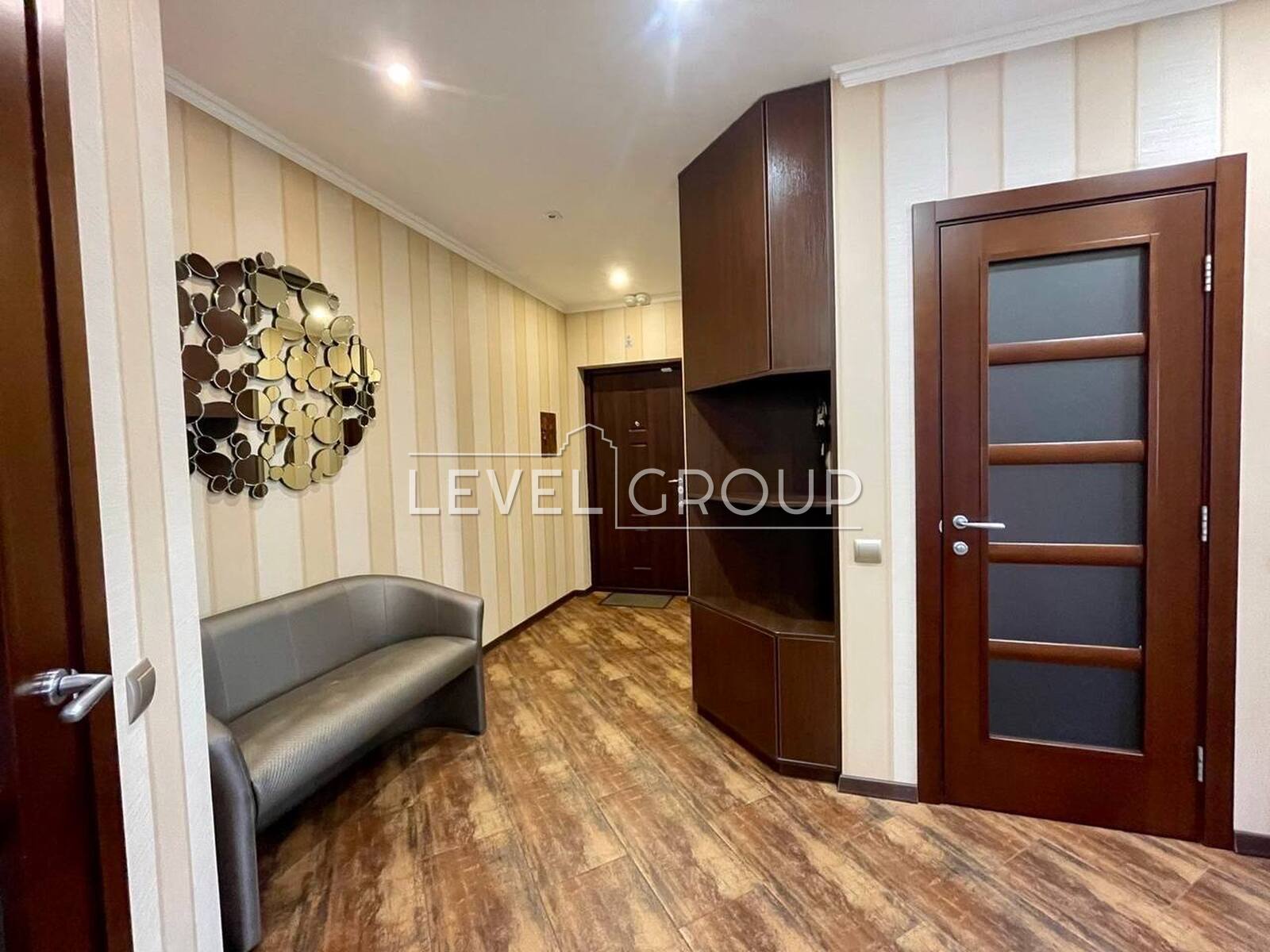 Yuriy Shumsky St., 1B
