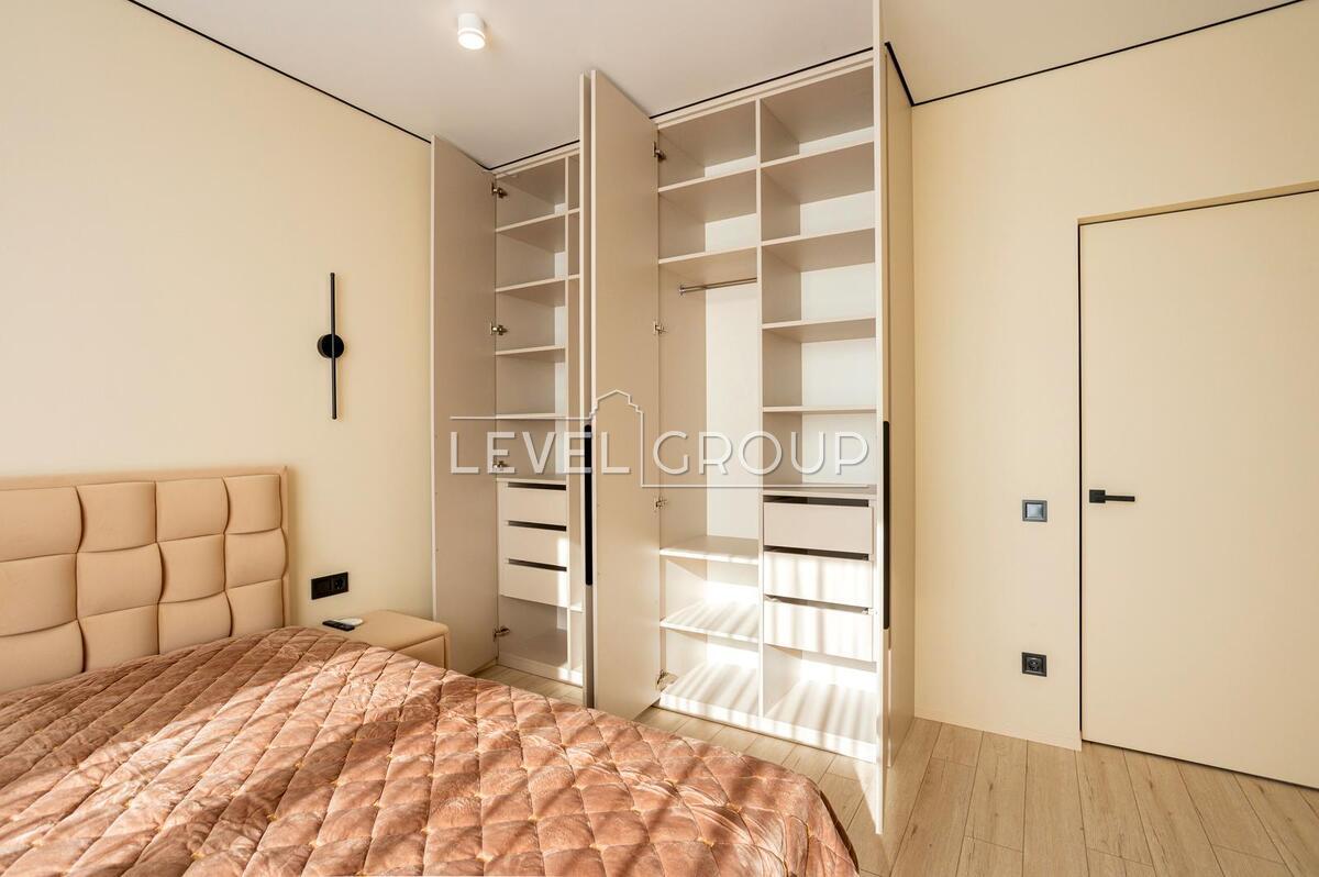 Oleksandra Olesia St., 23a