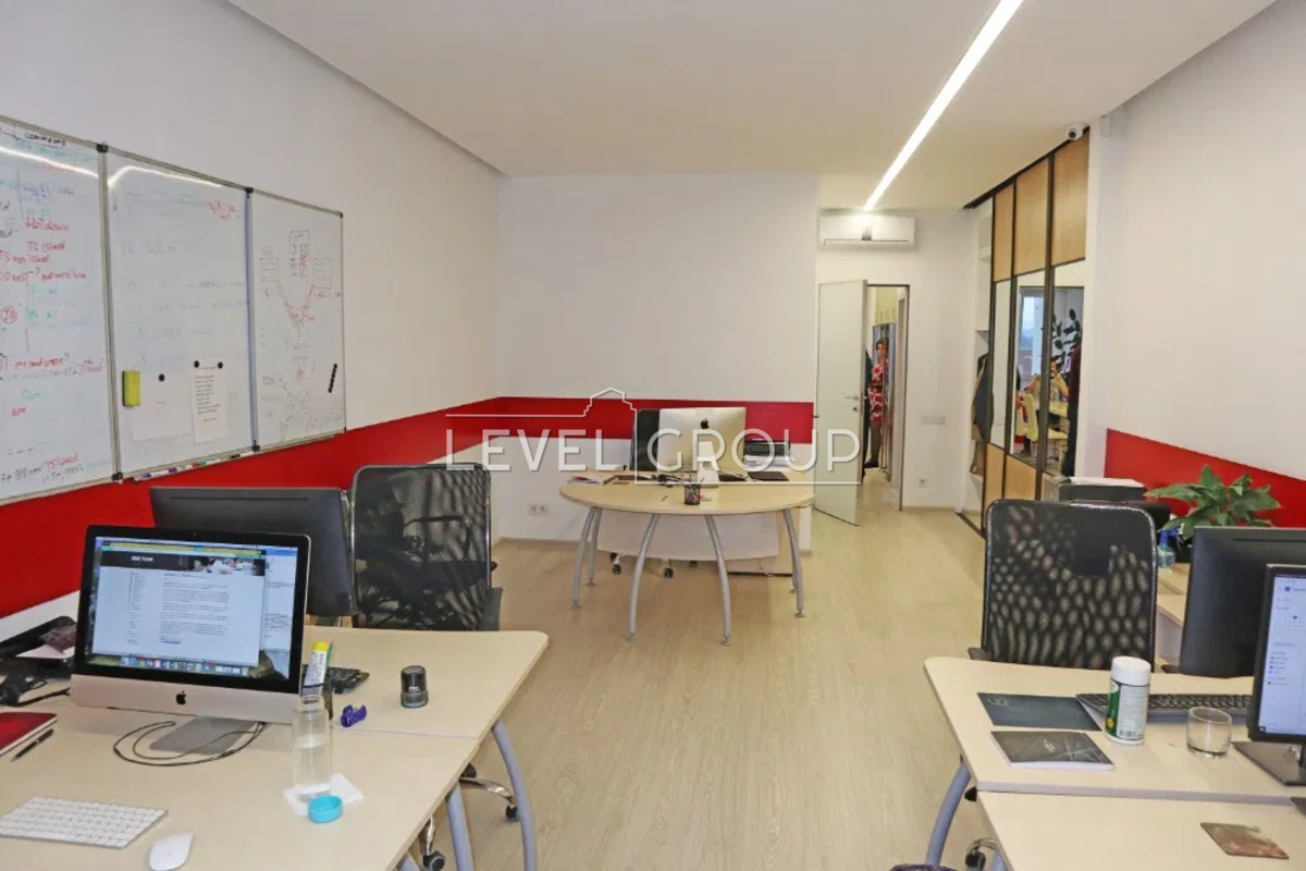 Antonovych St. (Gorky), 131