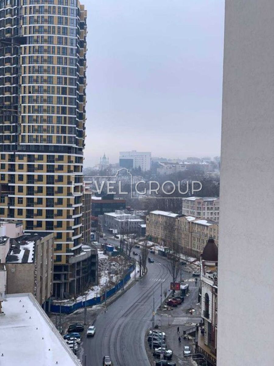 Hlybochytska St., 25/15