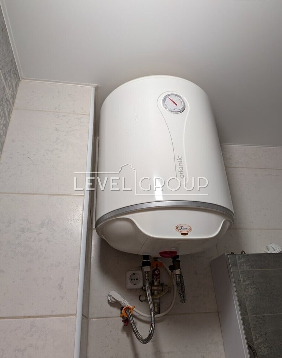 Композитора Лятошинського вул., 8А