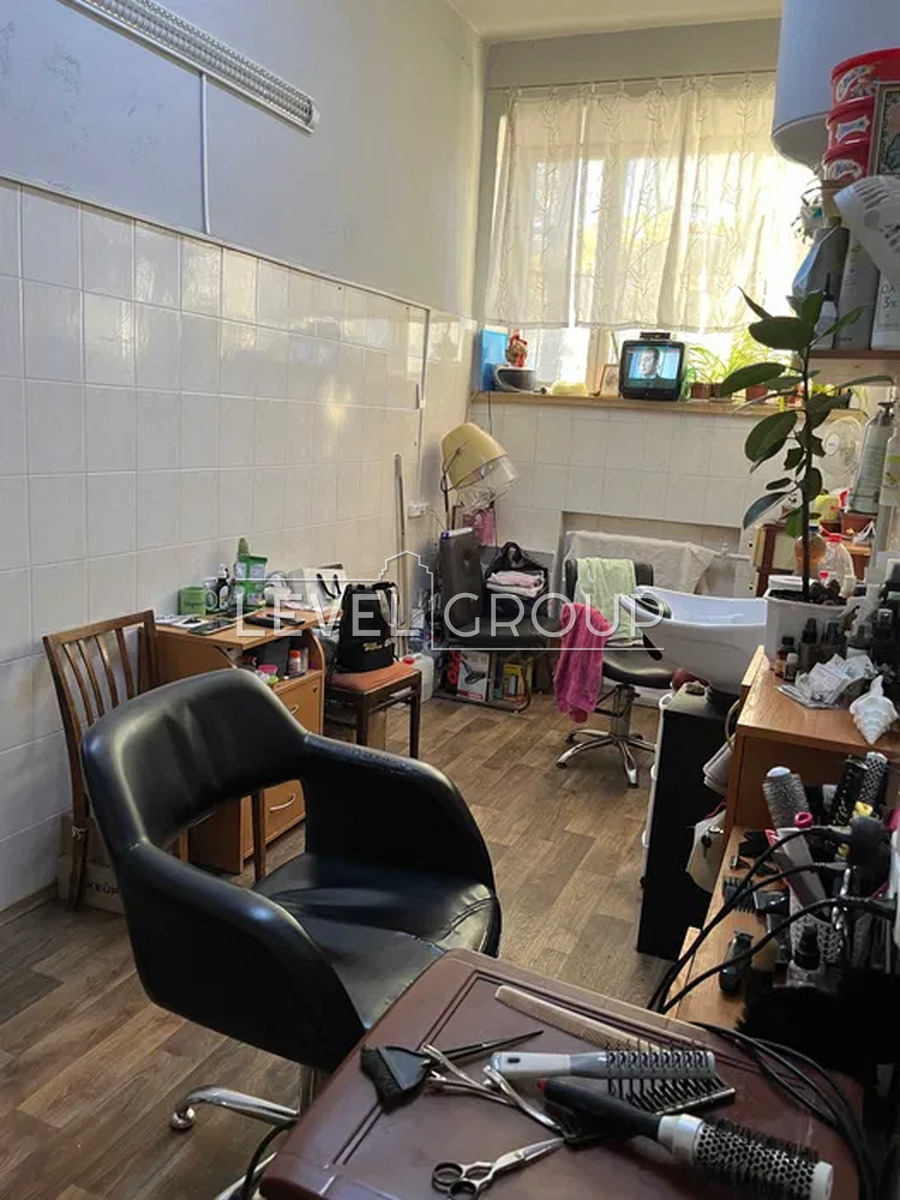 Миру просп., 9