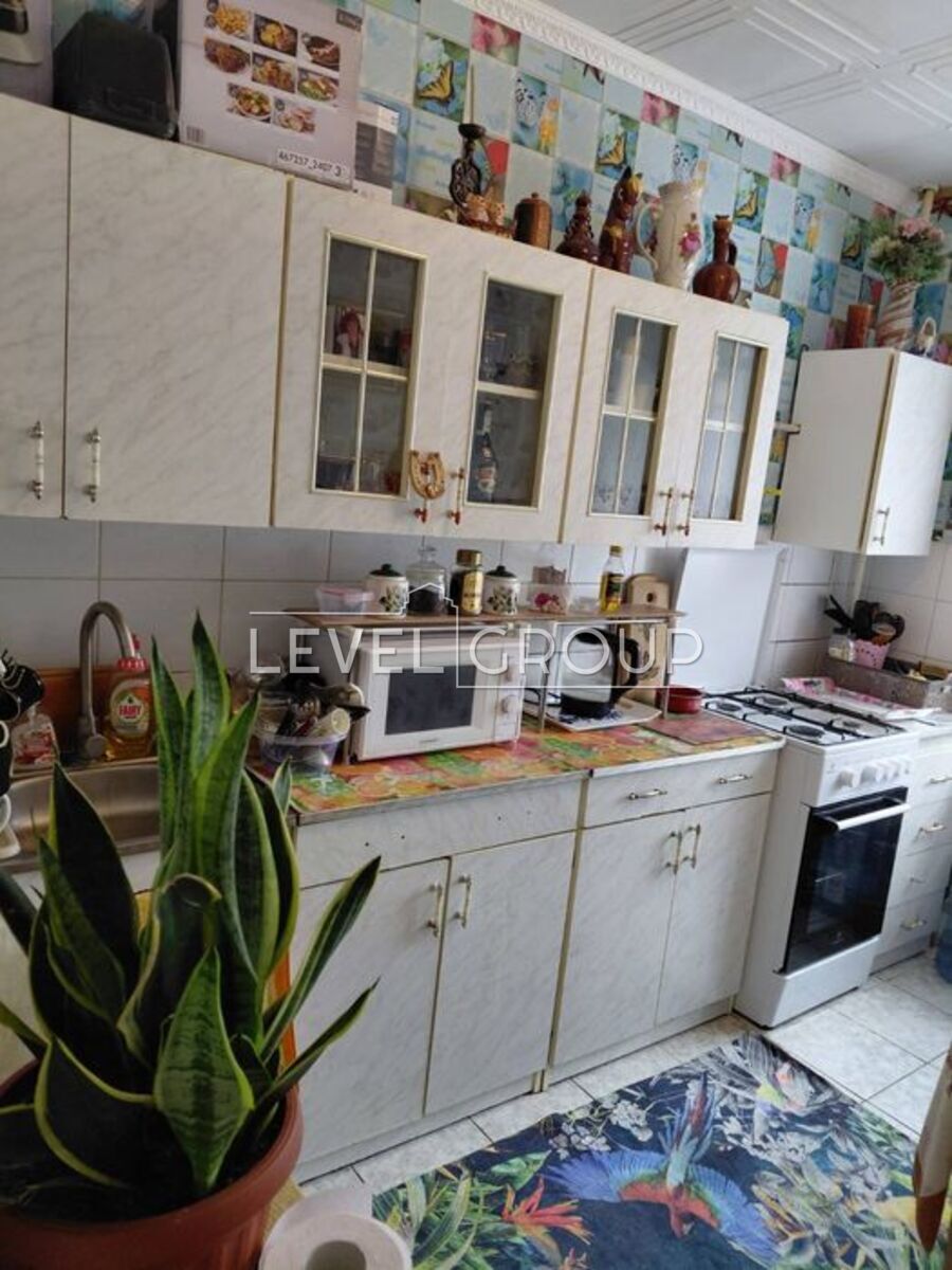 Європейська вул., 43