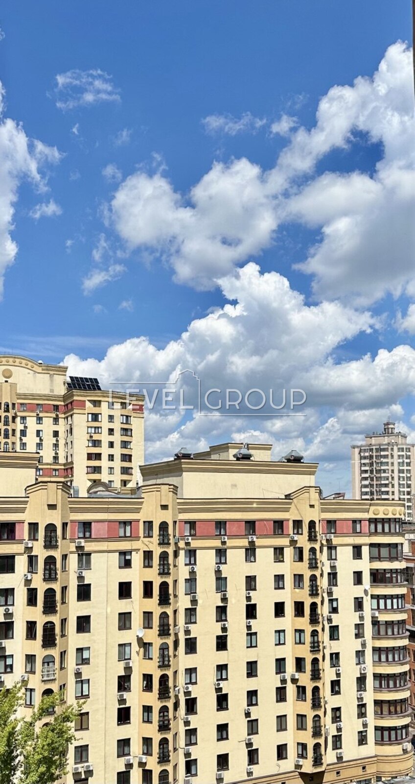 Dmytrivska St., 69