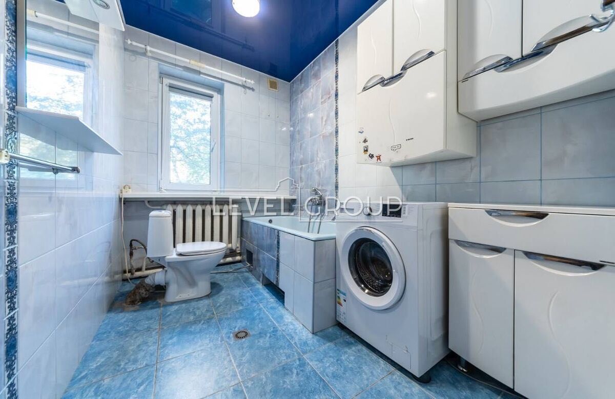 Yabluneva, 30