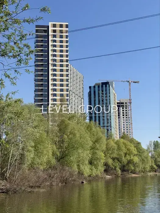 Petro Hryhorenko Ave., 46