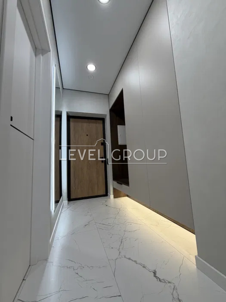 Oleksandra Olesia St., 27A