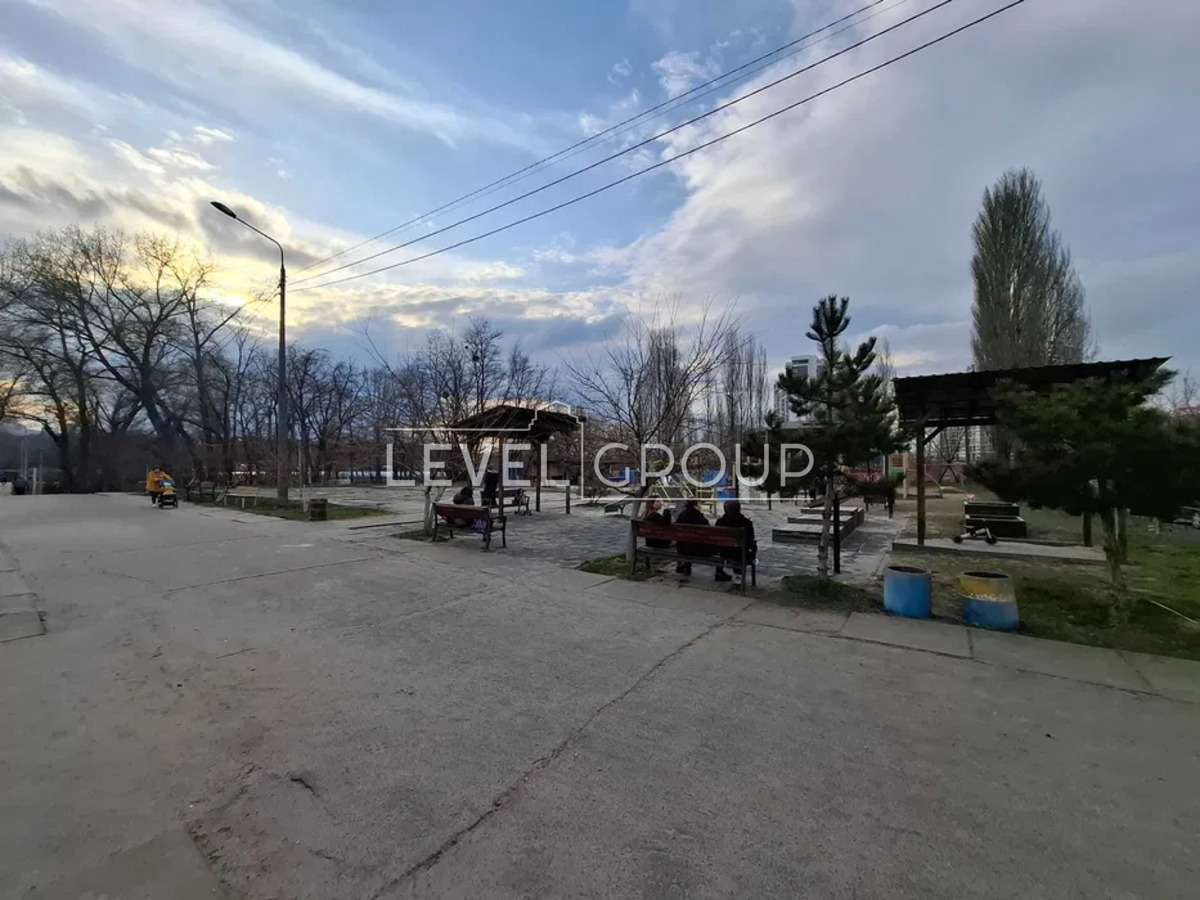 Митрополита Андрея Шептицького вул. (Анатолія Луначарського), 3б