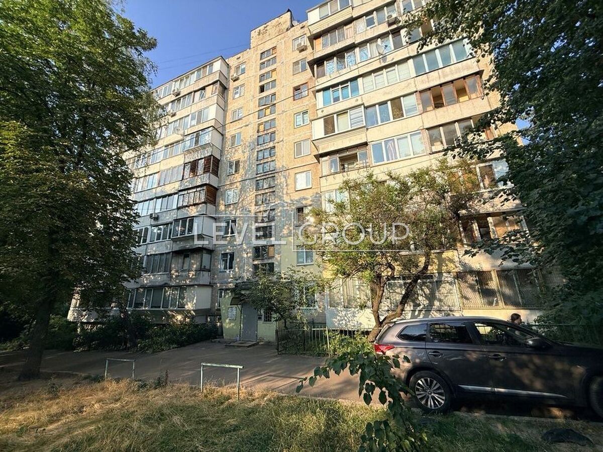 Degtiarivska St., 60v