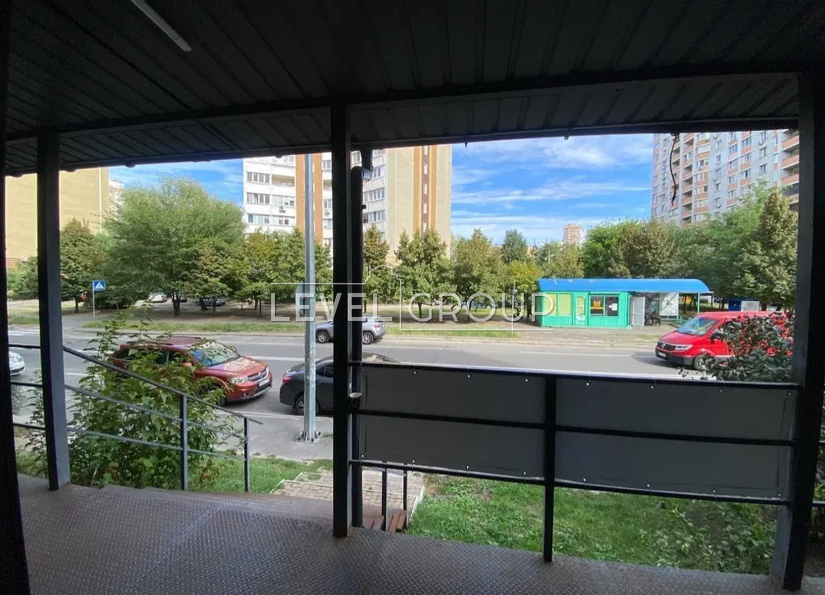 Урлівська вул., 5