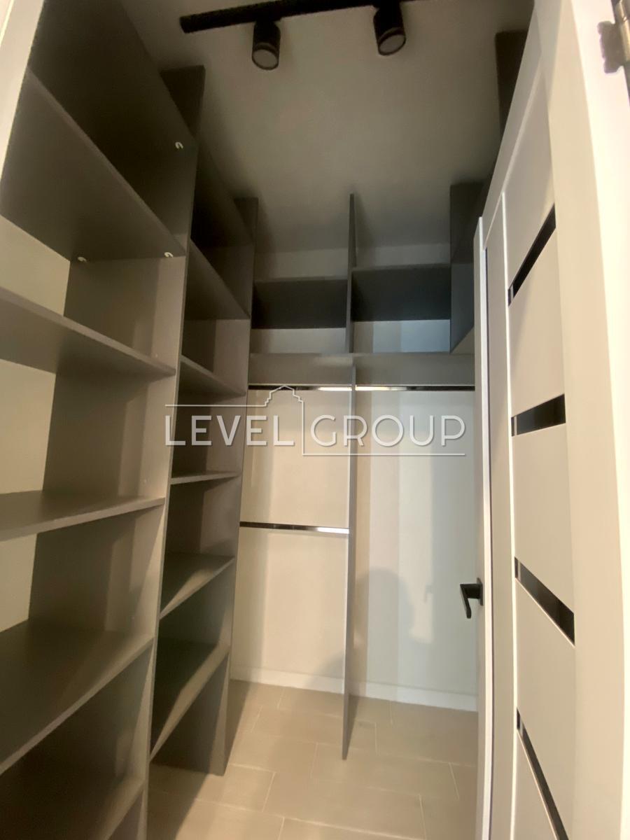 Повітряних Сил просп. (Повітрофлотський), 56