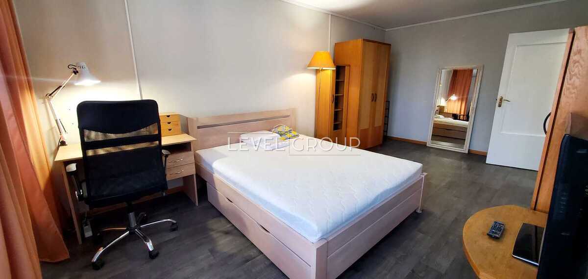 Olesya Honchara St., 96