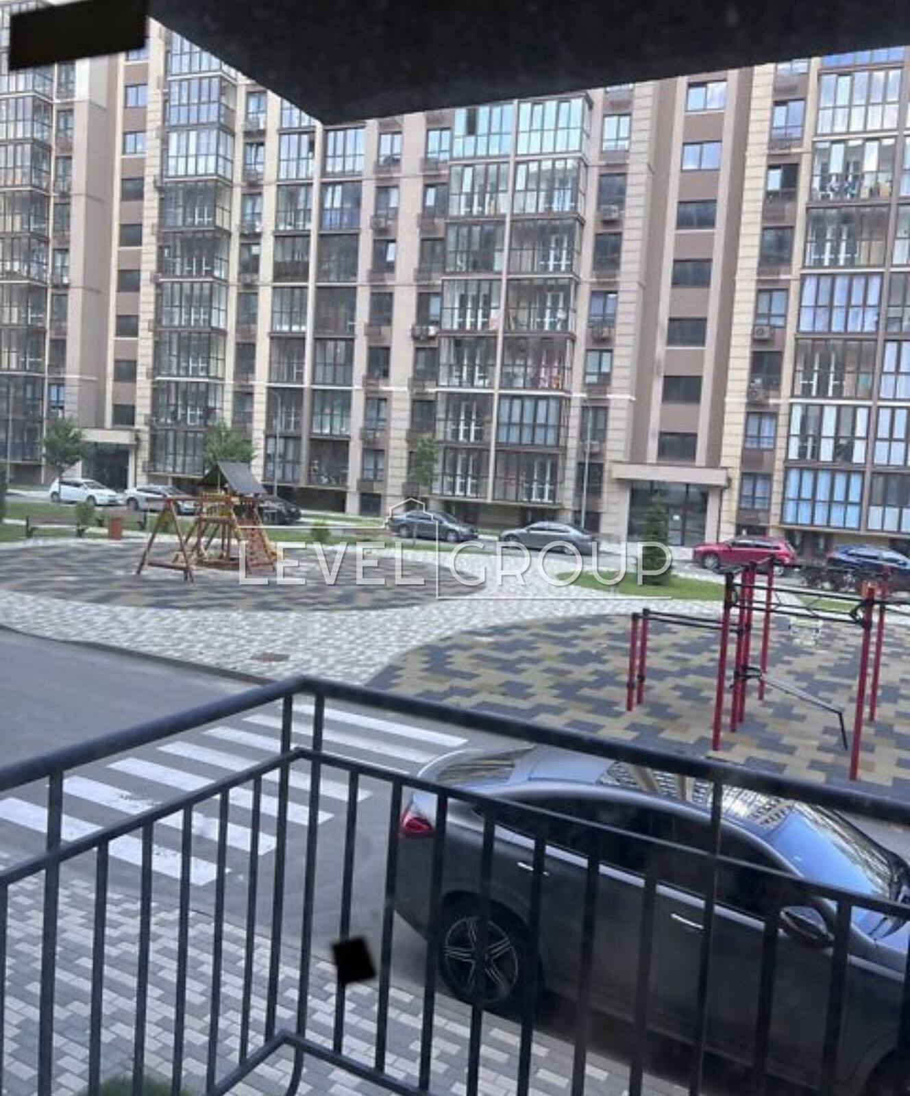 Метрологічна вул., 107