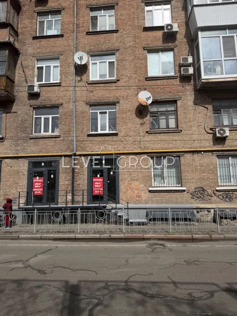 Mezhyhirska St., 56