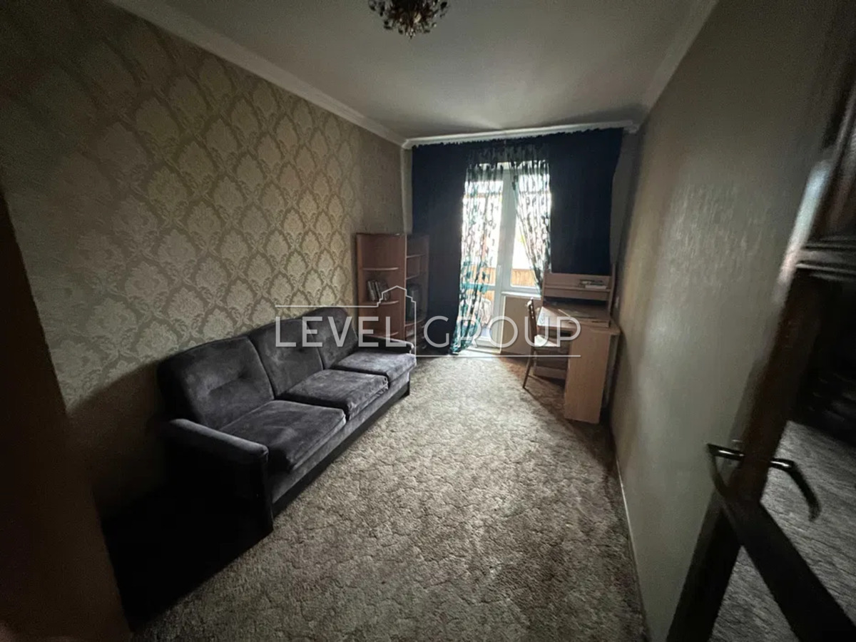 Оболонський просп., 14в