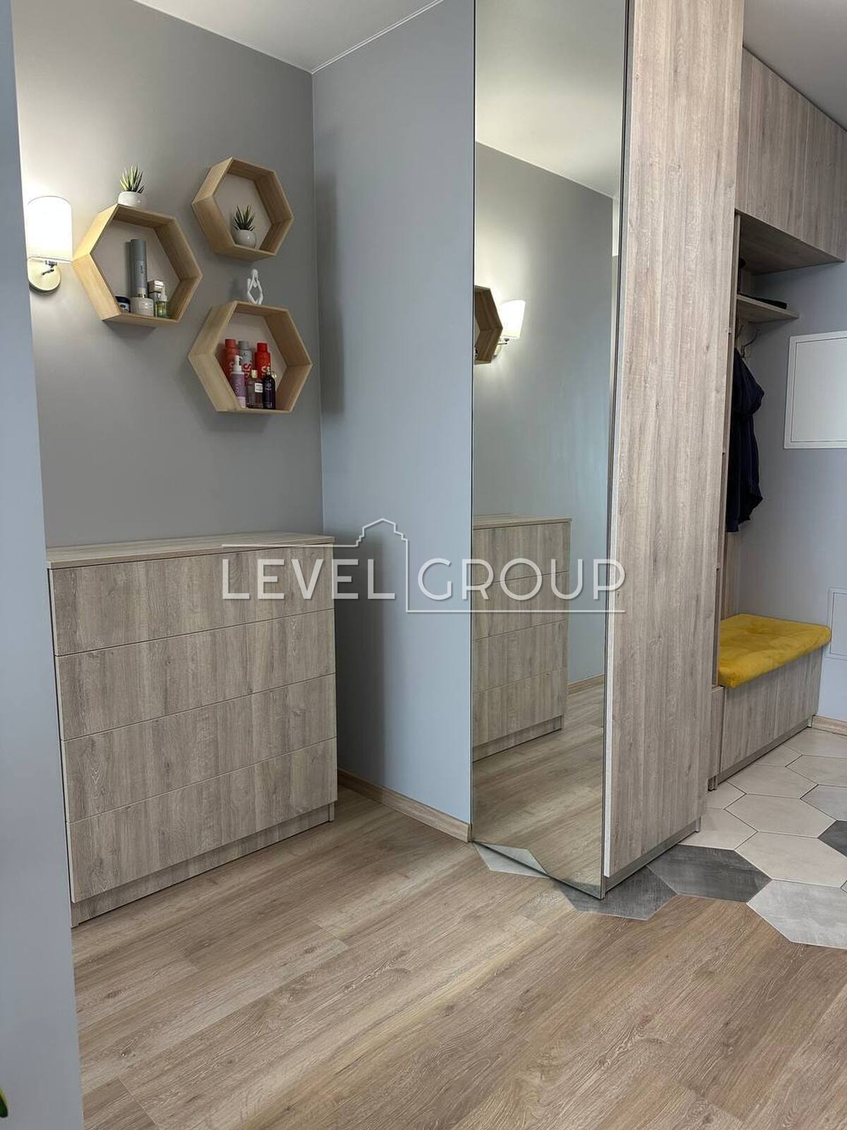 Европейського Союзу просп. (Правди), 45Б
