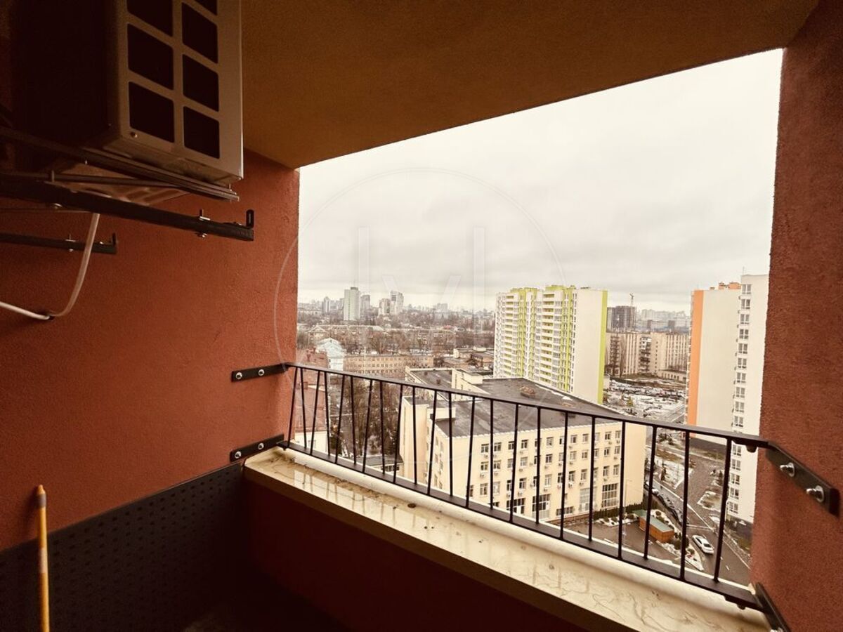 Beresteyskyi Ave. (Victory)