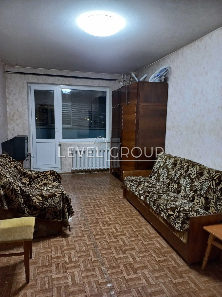 Драгоманова вул., 14