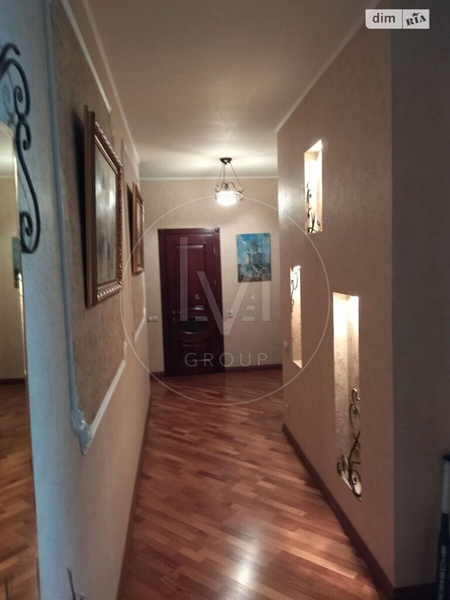 Микільсько-Слобідська вул., 1а