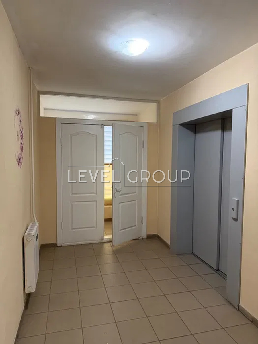 Georgiy Gongadze Avenue, 9a
