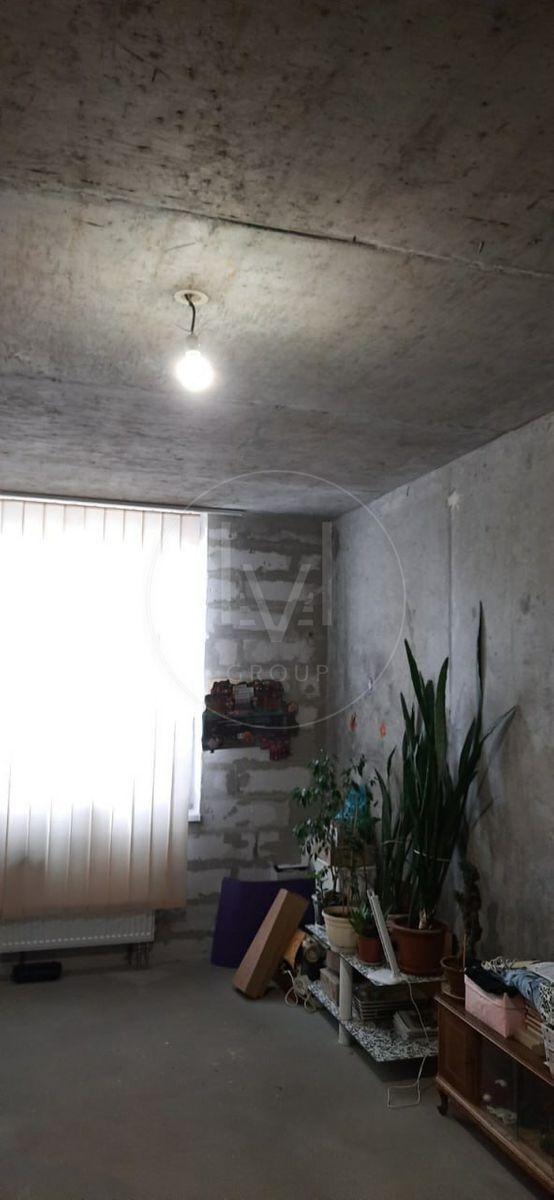 Драгоманова вул., 40ж