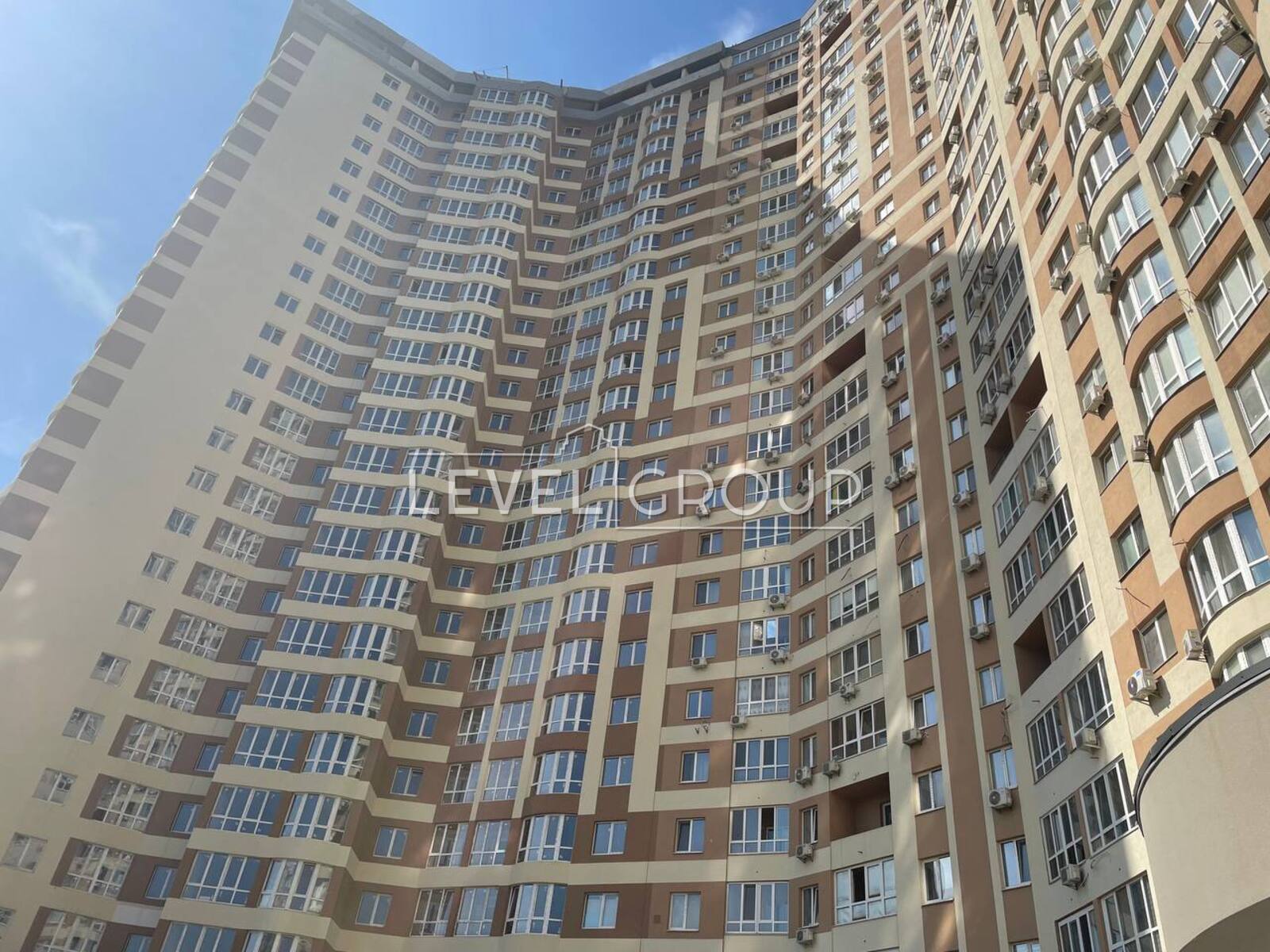 Новопольова вул., 2