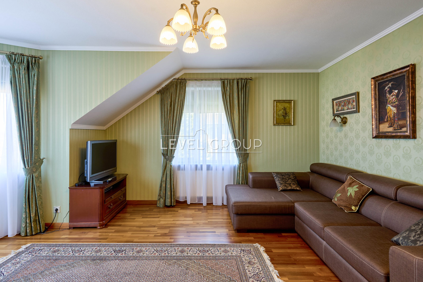 Ірпінська вул., 31