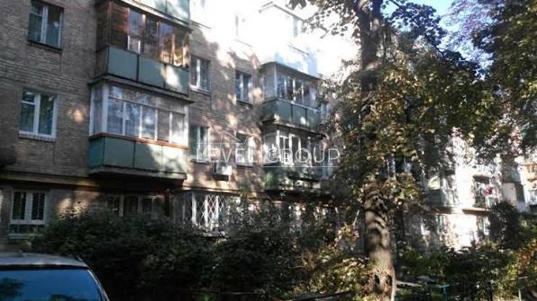 Академіка Щусєва вул., 3