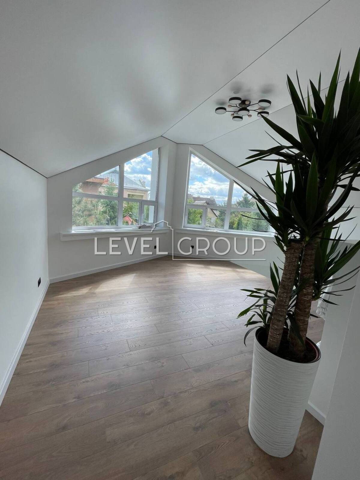 Sadova 61