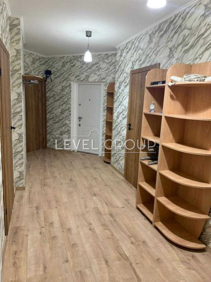 Метрологічна вул., 21