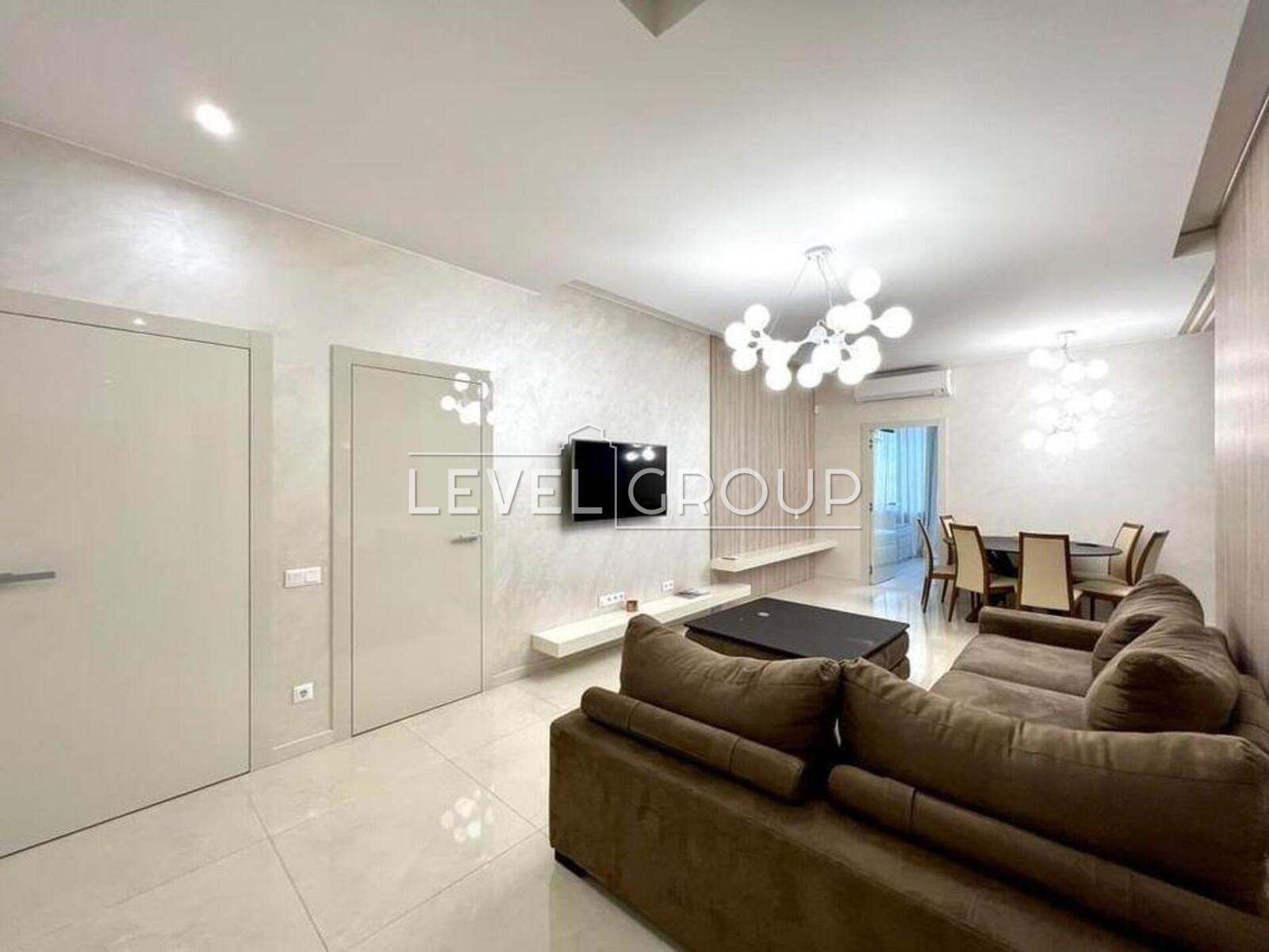 Yevhen Konovalets St. (Shchorsa), 34