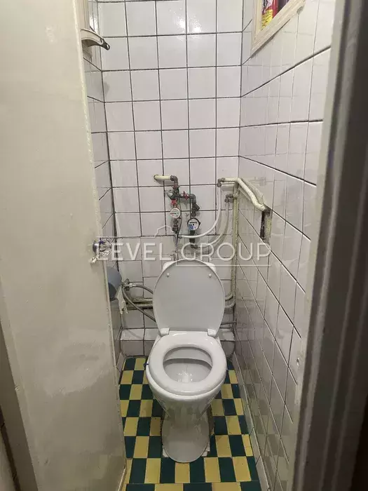 Донецька вул., 57а