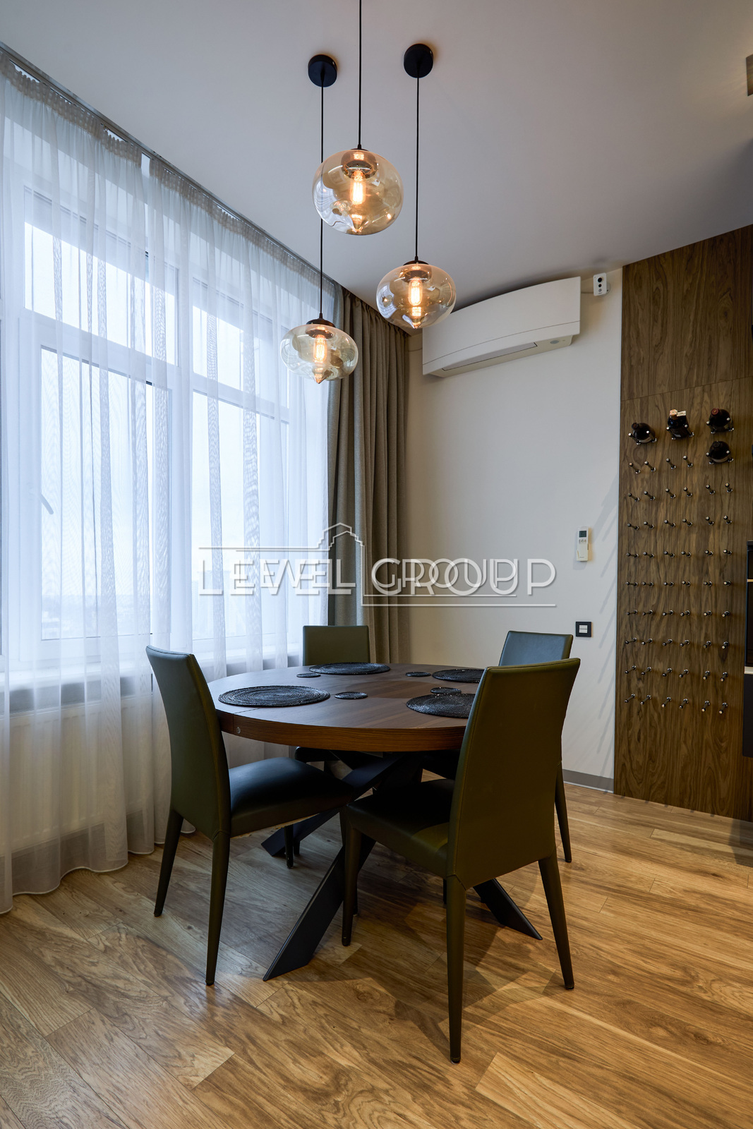 Андрія Верхогляда вул. (Михайла Драгомірова), 17