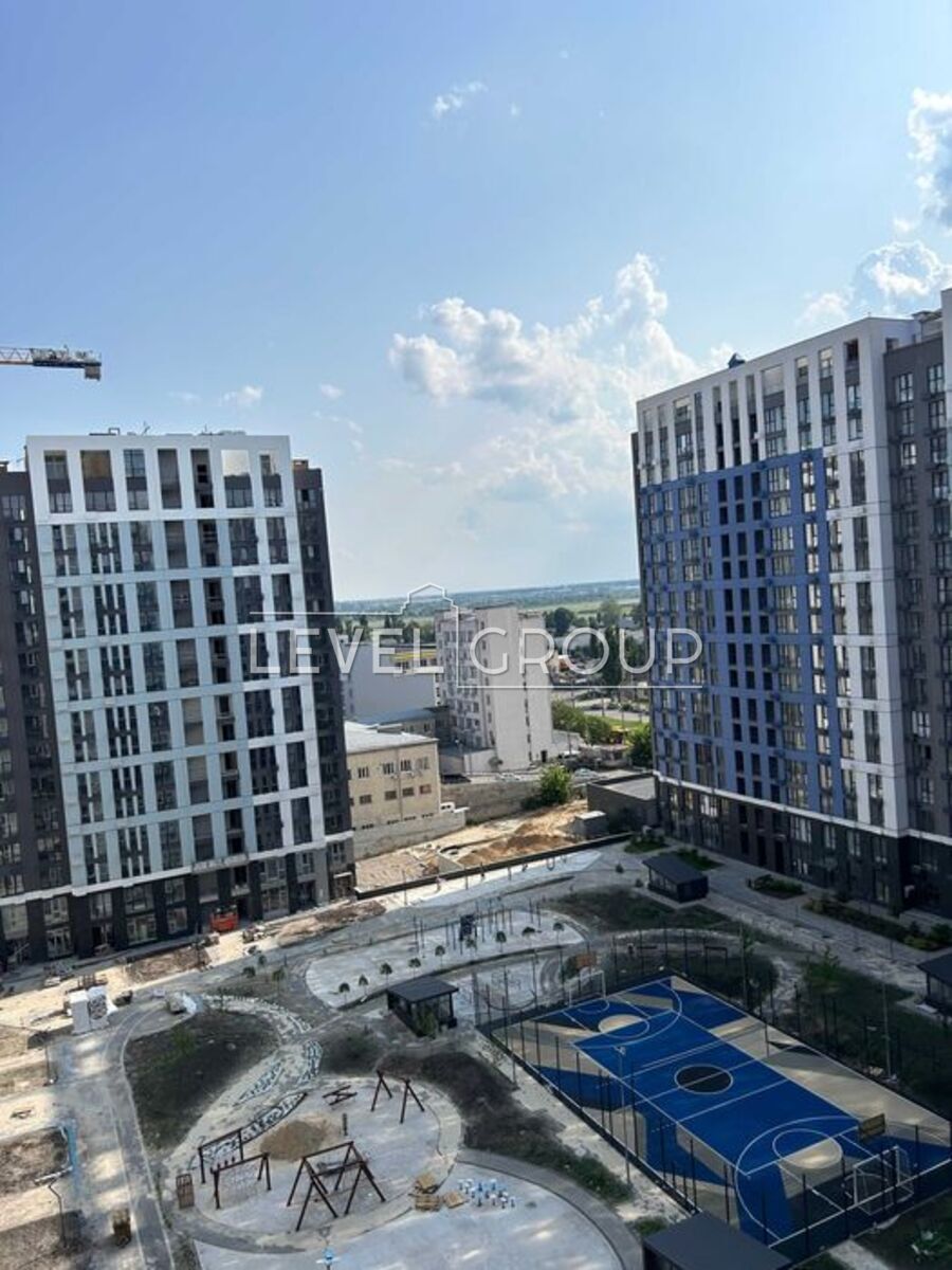 Святослава Хороброго вул. (Народного ополчення), 11б