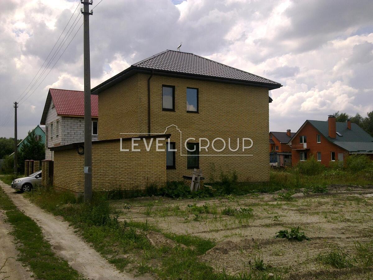 Mykola Leontovych St., 8