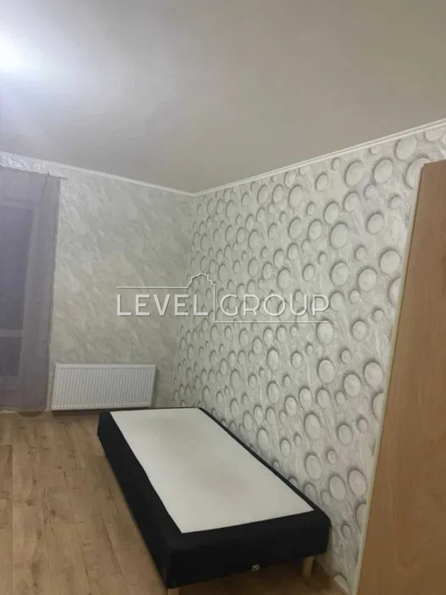 Метрологічна вул., 21