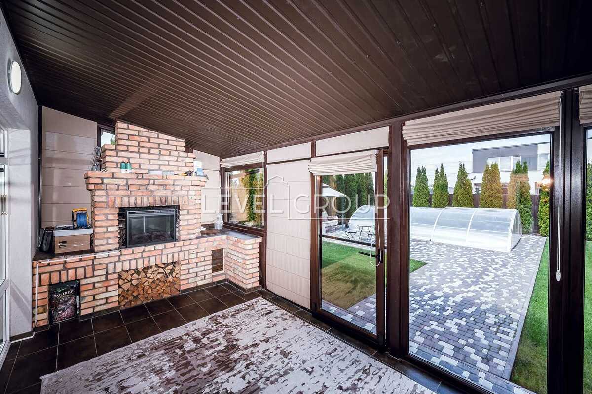 Lavandova, 25