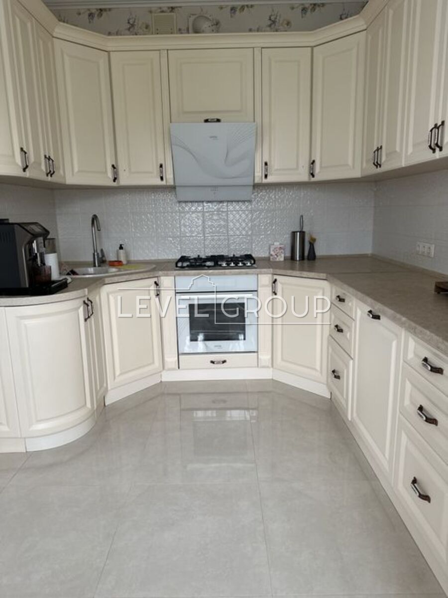 Київська вул.