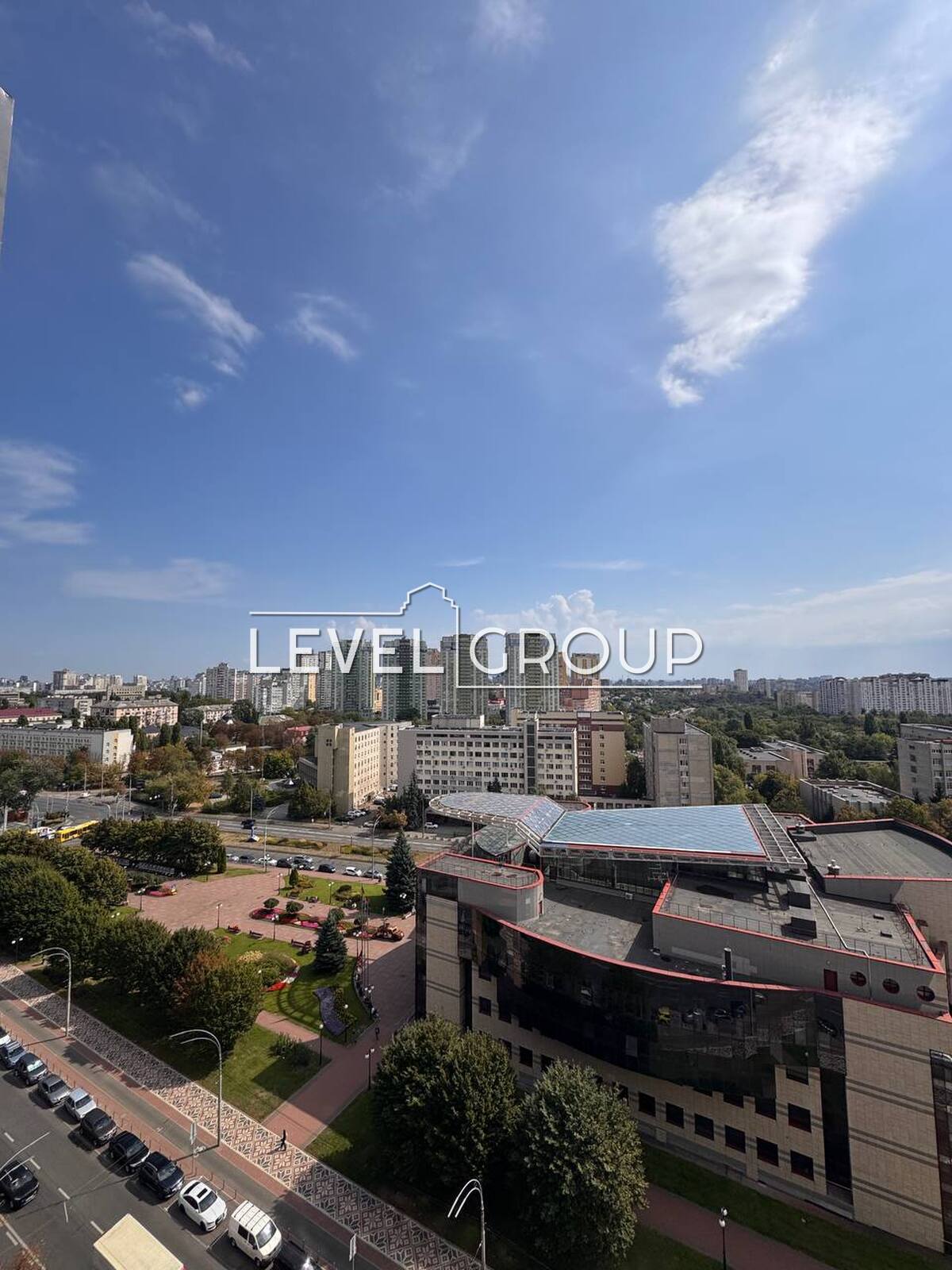 Повітряних Сил просп. (Повітрофлотський), 56