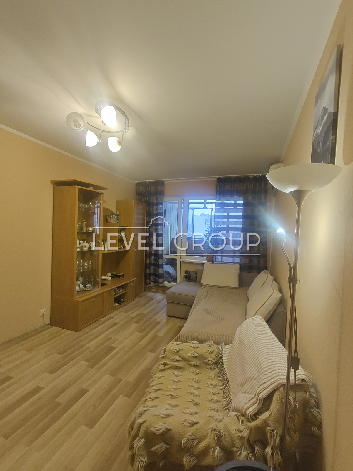 Petro Hryhorenko Ave., 25