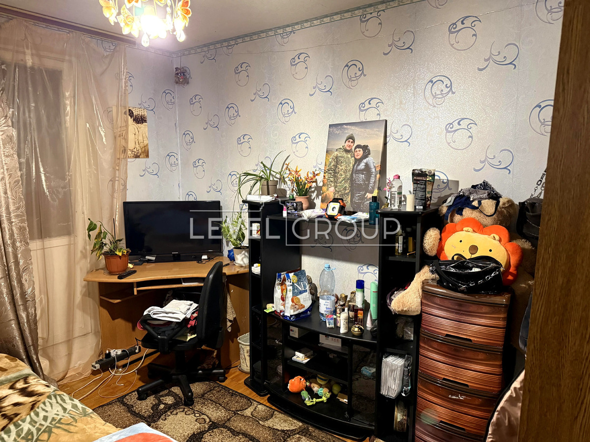 Жуля Верна бульв. (Ромена Роллана), 7а