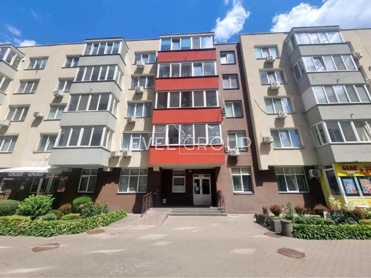 Юлії Здановської вул. (Михайла Ломоносова), 48