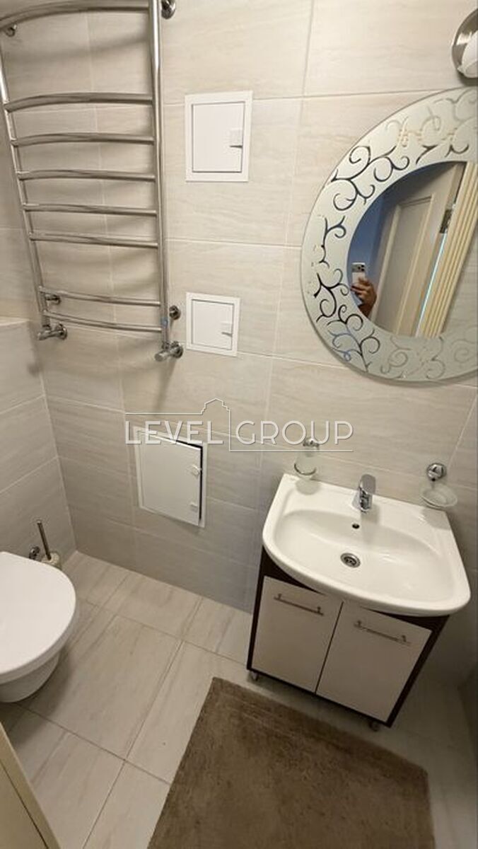 Миколи Голего вул. (Лебедєва-Кумача), 7в