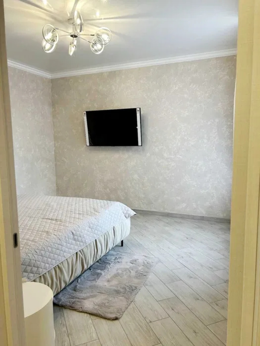 Oleksandra Olesia St., 19