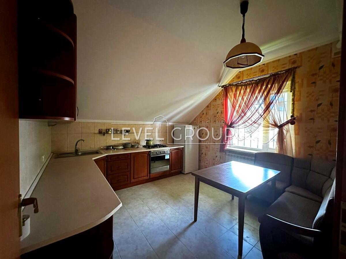 13-а Лінія вул.