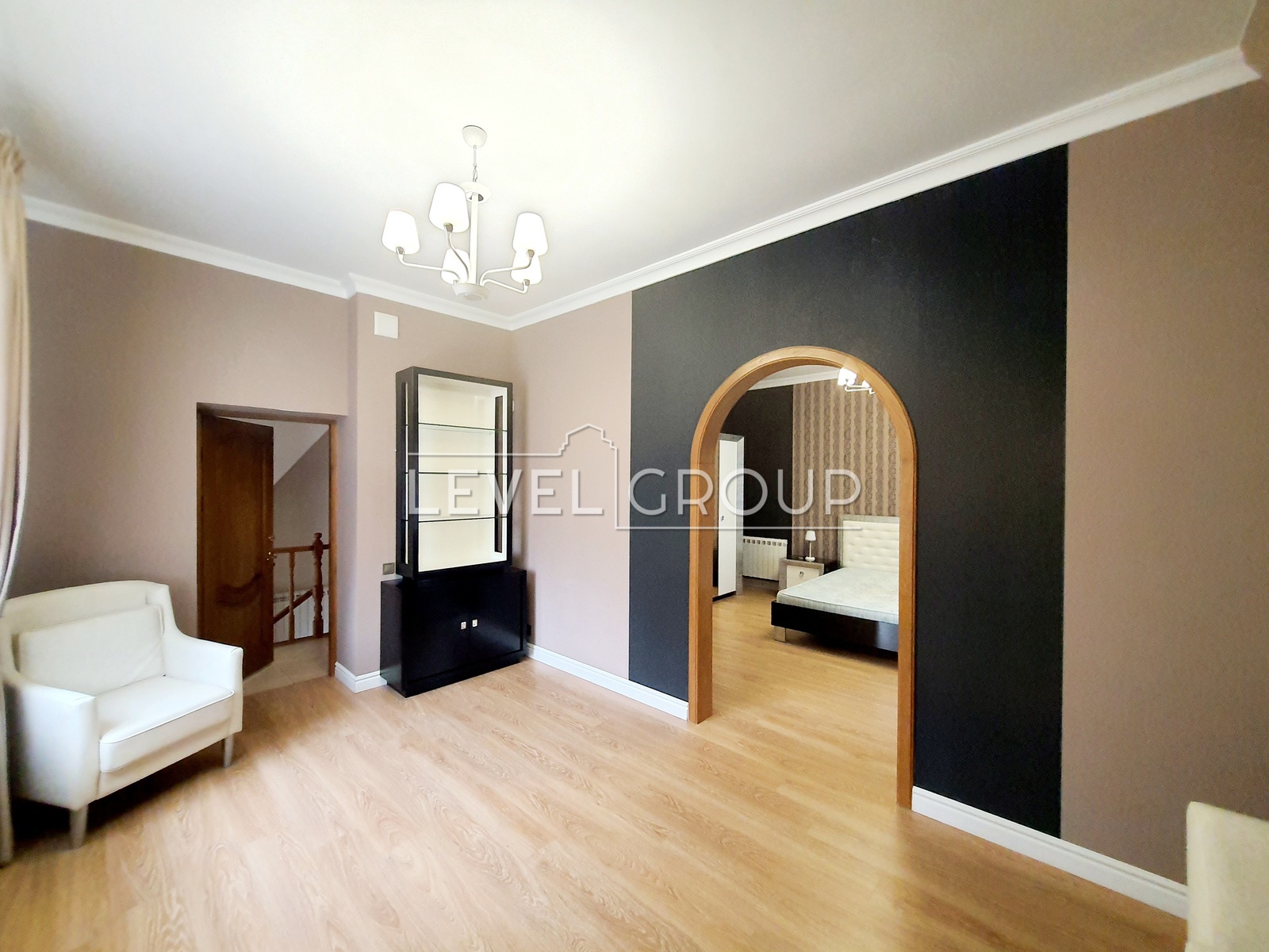 Соловяненка, 125